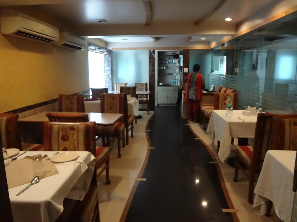 Hotel Ashwin Bombaim Exterior foto